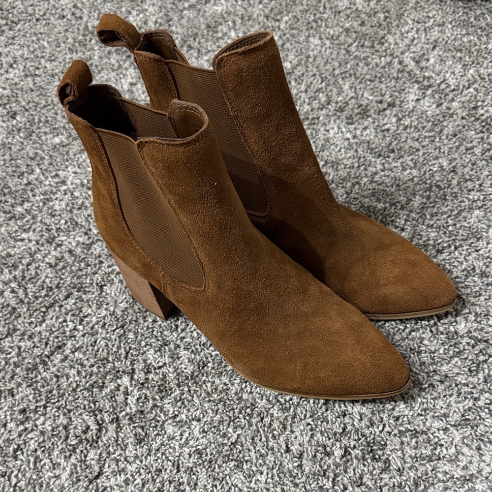 Steve Madden Boots